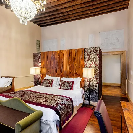 Casa Verardo Residenza D'epoca Hotel 3*