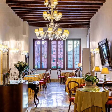 Casa Verardo Residenza D'epoca 3* Venedig