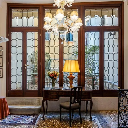 Casa Verardo Residenza D'epoca Hotell 3*